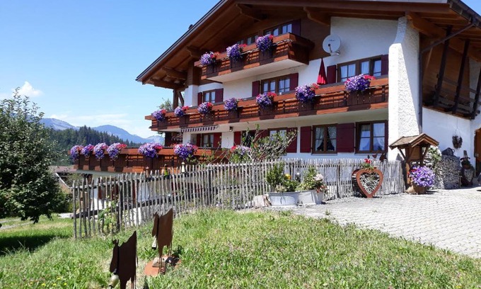Oberstdorf Apartment | Landhaus Thaumiller