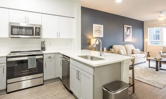 Flagler Village Apartment | Landing at Solmar on Sixth - 1 Bedroom in Central Fort Lauderdale