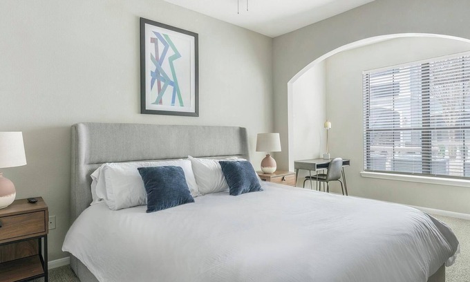 Briarforest Apartment | Landing | Beautiful 1BD, Gym, Pool