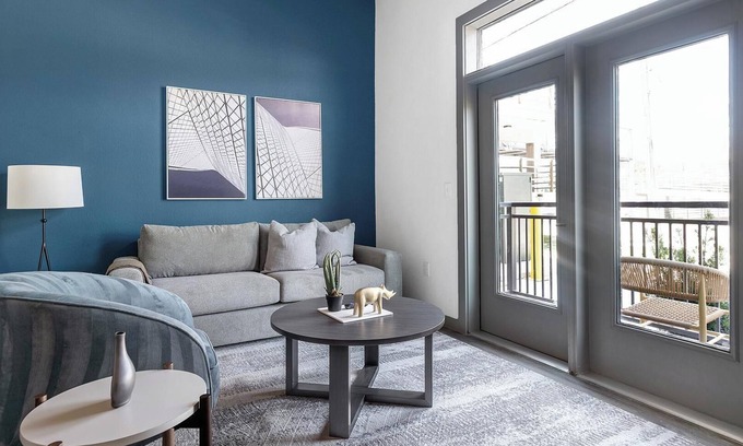 MLK Apartment | Landing | Chic 1BD, Rooftop Lounge, Courtyard