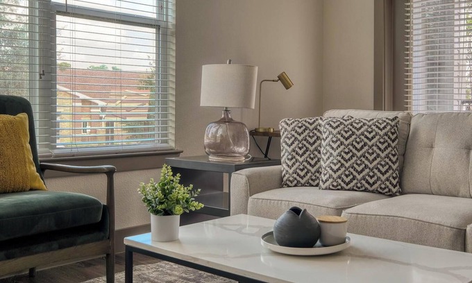 Conroe Apartment | Landing | Spectacular 2BD, Pool, Clubhouse