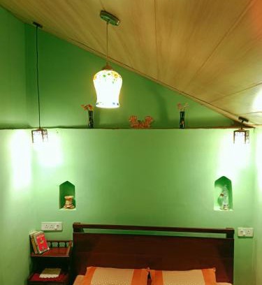 Landour Apartment | Landour Apartment Beauty and Charm Kothri- Summer n Snow