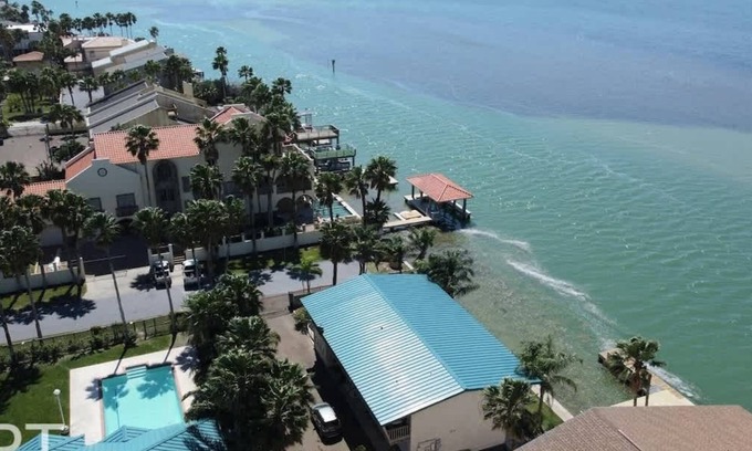 South Padre Island Condo | Large 3 Bedr Bay Views Pool Great Deck 3 Bedroom Condo