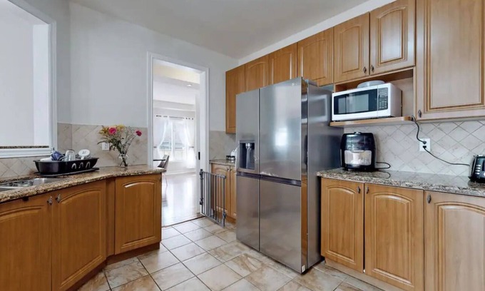 Churchill Meadows House | Large4BR 3000sqft home in Mississauga close to 403/407/401/QEW