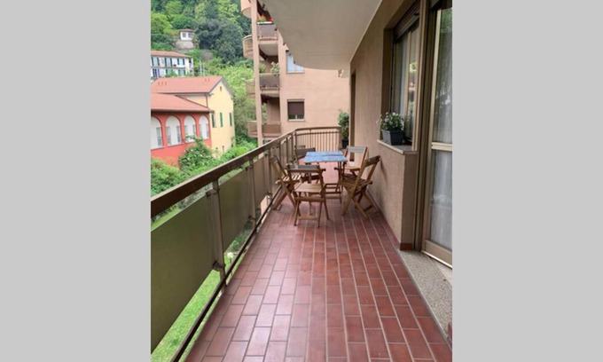 Como Apartment | Lario Promenade: family friendly apartment in Como