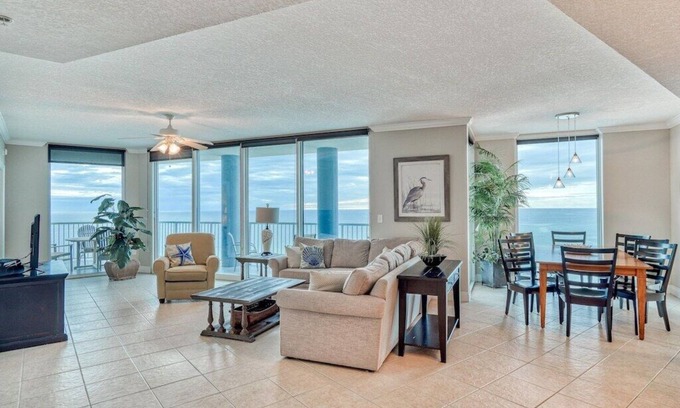 West Panama City Beach Resort | Last min Sept 27 - Oct 3rd open! Beautiful w/Beach Chairs Included!