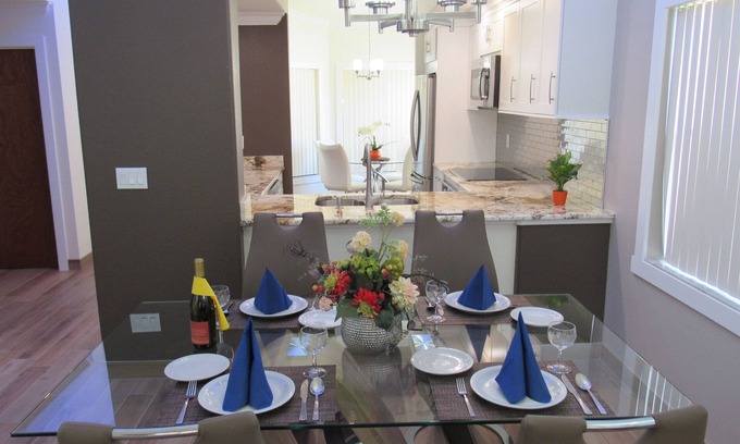 South Bradenton Condo | Lavish Waterfront Condo! 2 Pools~Lanai~Free WiFi. By IMG~Beaches~AMI~Restaurants