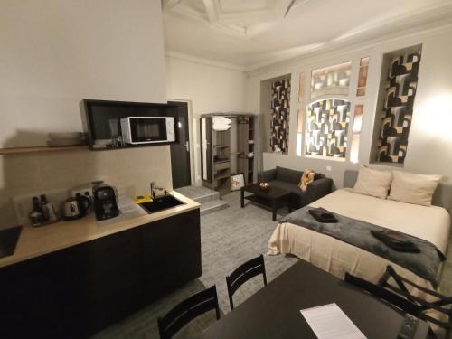 Centre Deux Apartment | Le 12 wifi neuf app 01