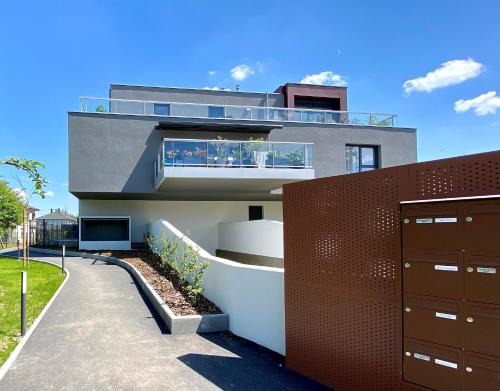 Colmar Apartment | "Le 43" Terrasse, Jardin, Garage clos