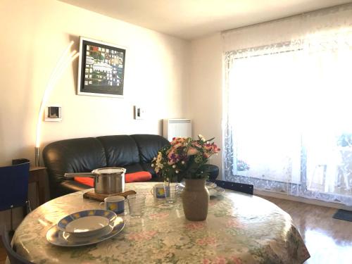 Thermal Apartment | LE CASINO DES FLEURS - Hypercentre - Parking - Balcon