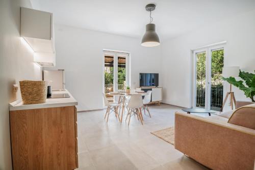 Meta Cabin | LE CORALLINE