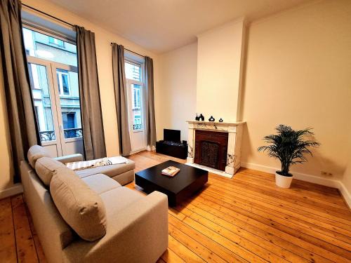 Upper Town Apartment | Le Duplex-suite Joséphine