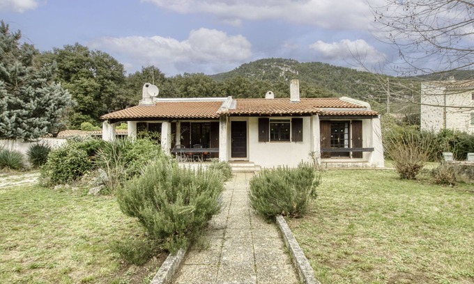 Signes House | Le Hameau des Launes by Interhome