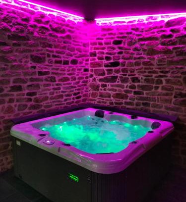 Tredion House | le jardin médicis gîte avec Spa Jacuzzi et sauna