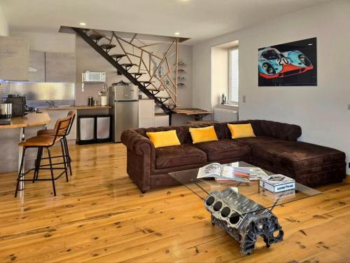 Pusey Apartment | Le Mans 70 Duplex