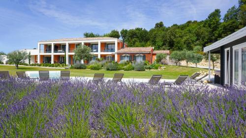 Greoux-les-Bains Apartment | Le Mas des Oliviers