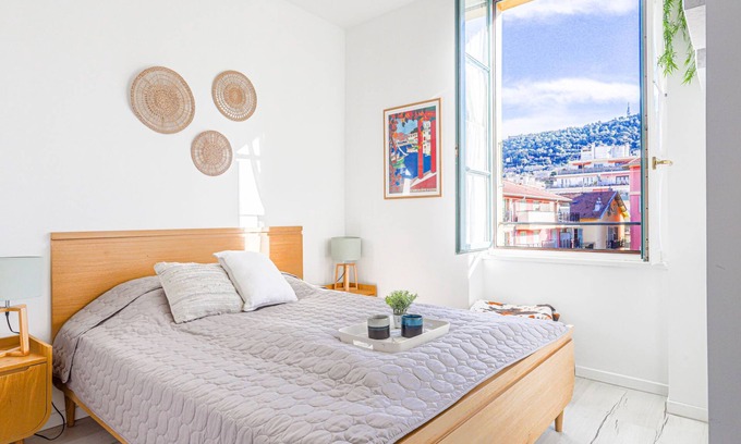 Nice Apartment | Le Palais du Vieux Port by Interhome