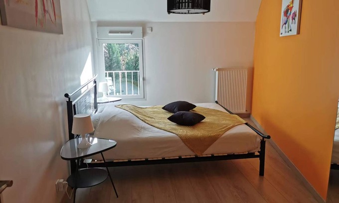 Saint-Georges-sur-Cher House | Le Petit Villeneuve, Gîte 15 p Proche Zoo de Beauval et Châteaux de la Loire