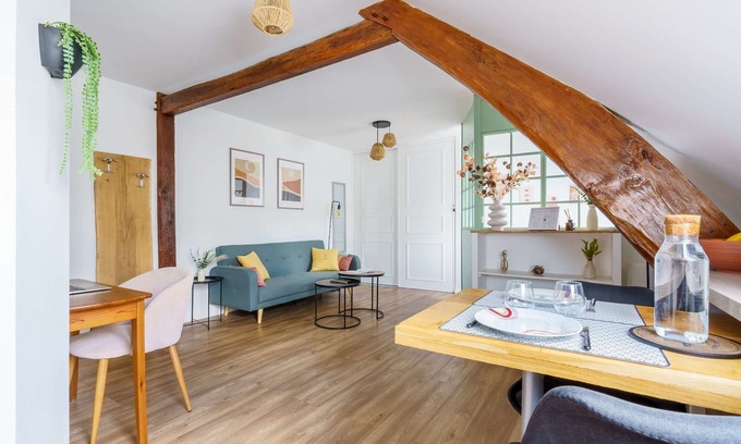 Le Meux Apartment | Le Petit Refuge par Your Sweet Loc