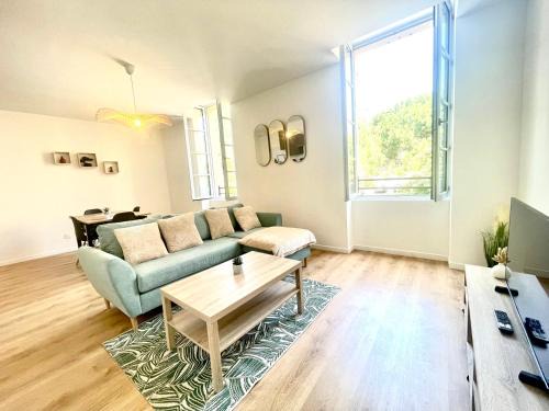 Cavaillon Apartment | Le Provençal Colline St Jacques