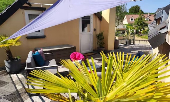 Luisant Apartment | "Le Rooftop de la fontaine", in a quiet, green setting