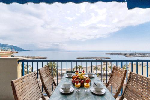 Menton Apartment | LE SOLEIA - Spacious 3P - Beachfront - Parking