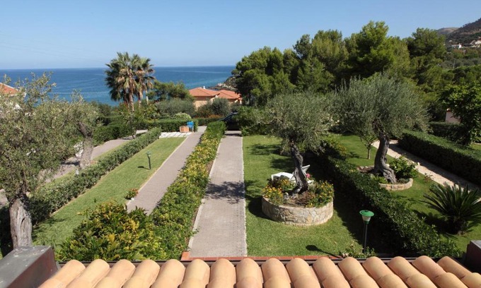Mazzaforno Villa | Le Ville del Residence Zagara (by Vacation Service)