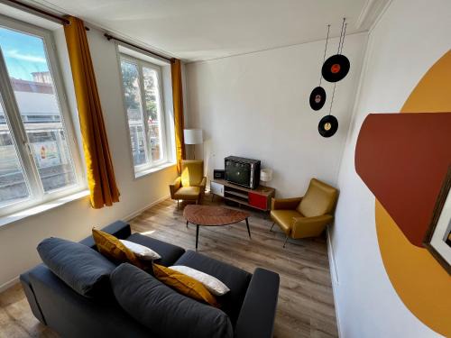 Boulogne-Centre Apartment | Le Vintage 70's, 4 à 6 pers, centre-ville