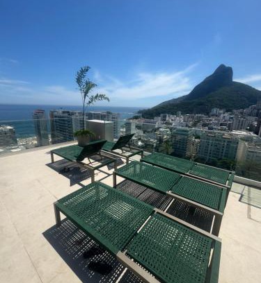Leblon Apartment | Leblon - Vista Mar no Top Flat Leblon com Piscina, Academia, Garagem e Arrumação Diária - True Rio