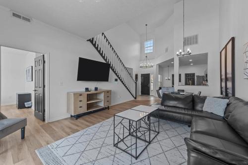 Red Hill House | Legends 4408 Unit C home