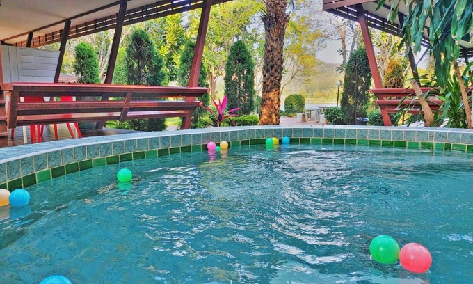 Song Phi Nong Hotel | Lemon Chalet Kaeng Krachan Resort
