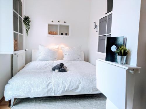 Kaiserslautern Apartment | LENASTAY l Tiny Apartment in Top Location