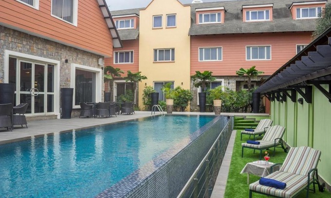 Opebi House | Leola Hotel-standard