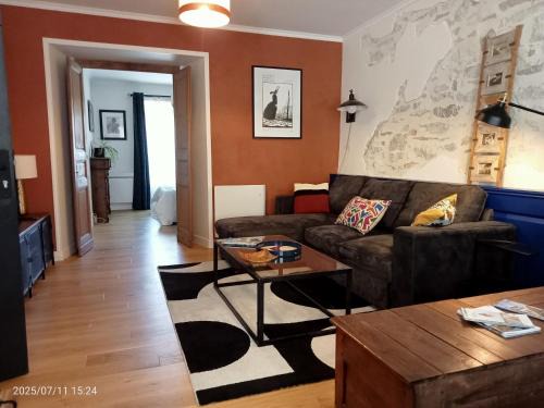 Quimper Apartment | Les Appartements du 31 - Centre Ville - 2è étage - 50 m2