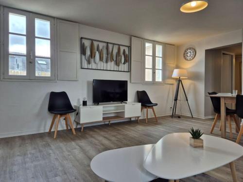 Downtown Angers Apartment | les carmes