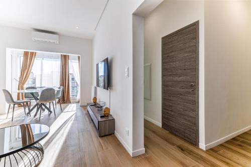 Fabron Apartment | Les Grands Cèdres - Wifi, AC, Parking