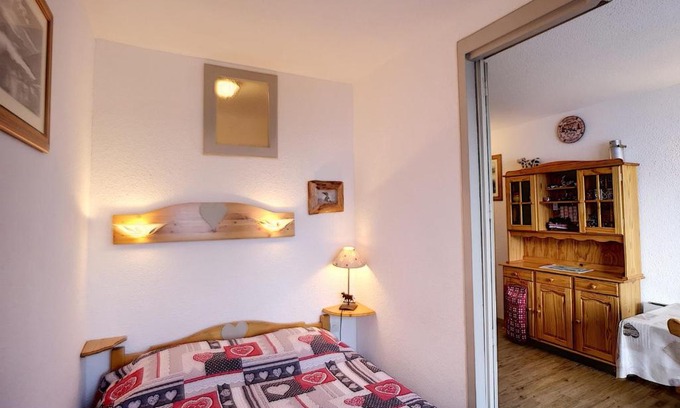 Reberty Apartment | Les Menuires: Appart 2 pièces+Coin Montagne, 5 pers, Ski aux pieds, Balcon, Ascenseur - FR-1-178-116