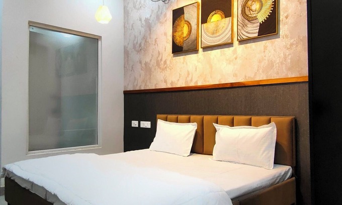 Greater Noida Apartment | Let'stay- NX-One Noida