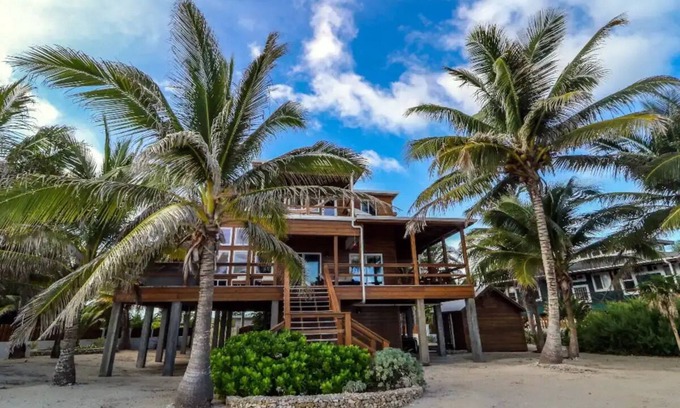 Isla de Utila House | Life's A Beachnn