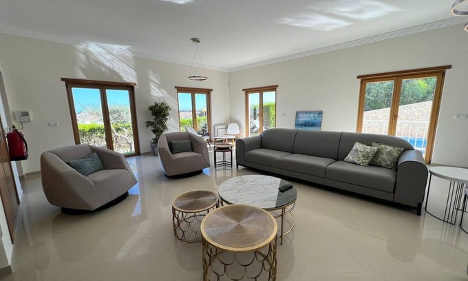 Vale de Santa Maria Villa | -Light House Luxury Villa