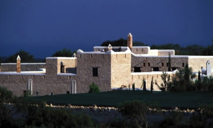 Ghazoua House | Like a hamlet overlooking the ocean - Service staff included