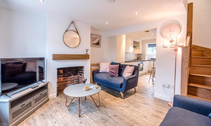 Leiston House | Lily Cottage, Leiston