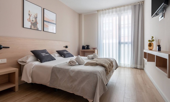 El Camp de l'Arpa del Clot Apartment | Limehome Barcelona Carrer de Besalú 82