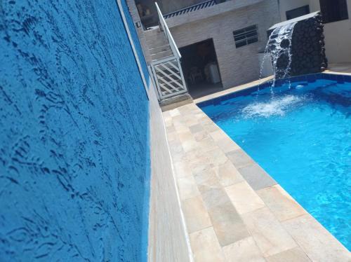 Itanhaem House | Linda casa Edícula "fundos do terreno" com piscina