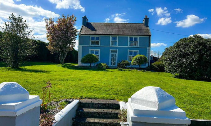 Castleisland Ski Chalet | Lisheenbawn Farmhouse Farranfore