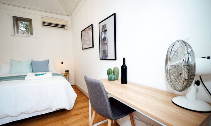 Glenelg Apartment | Little Chapel on Durham Glenelg