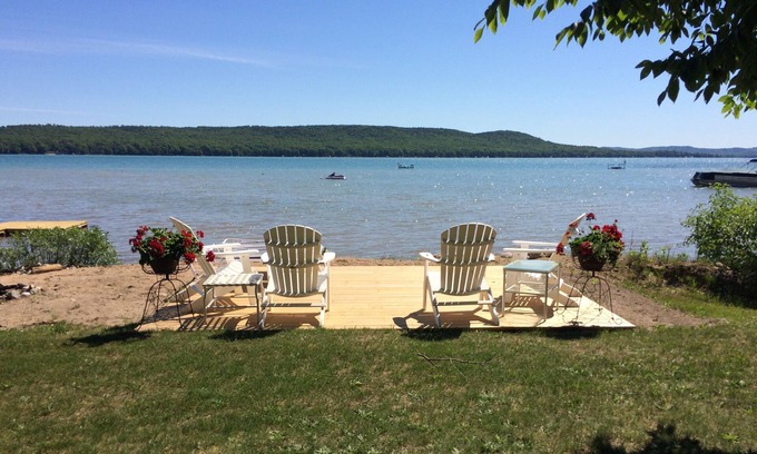 Empire Cottage | Little Gem on Beautiful Little Glen Lake- NEW LISTING!