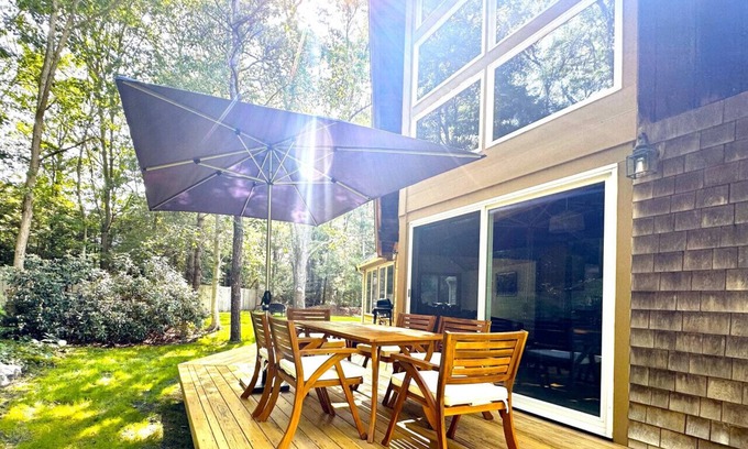 Cotuit House | Little House in the Woods