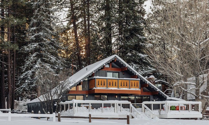 Big Bear Lake Ski Chalet | Little Pine Chalet