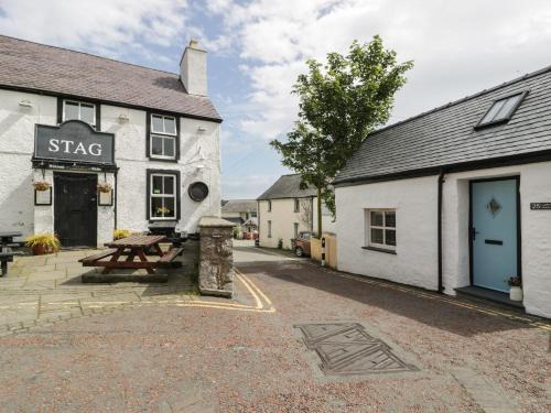 Cemaes Bay House | Llofft Penwaig The Herring Loft